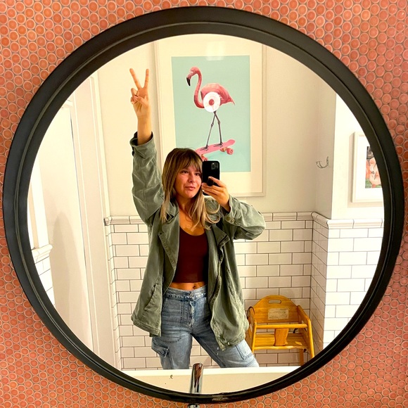 Meet your Posher, Hannah - Picture 1 of 1